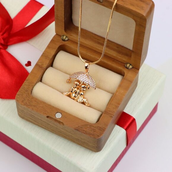 "Adorable Couple Under Umbrella Rose Gold Pendant, XPPT1316 - Picture 8 of 12